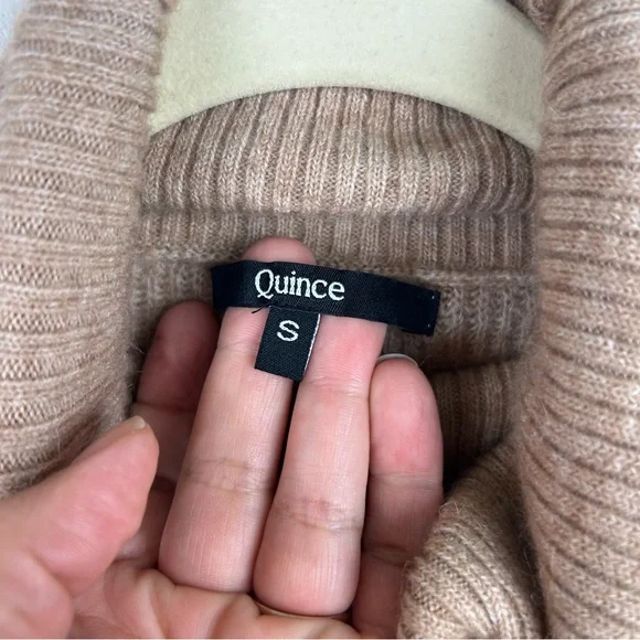 Quince Merino Wool / Baby Alpaca blend turtle neck in camel size: S - Picture 8 of 10